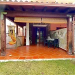 Casa Ambra - Con Vista, Giardino E Bbq Appartement *